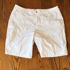 Lululemon ABC Classic fit Men's White Casual Shorts